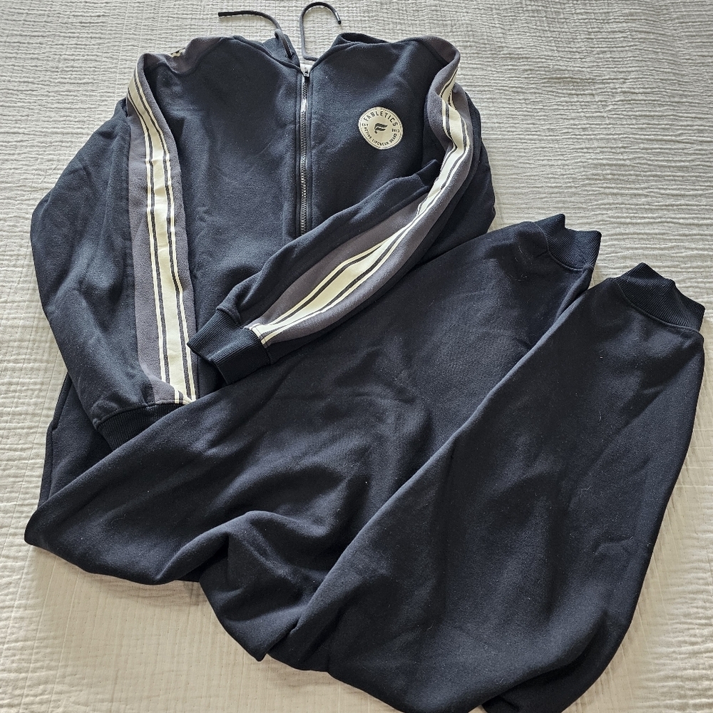 Fabletics Cozy Fleece Hooded Onesie Wmns Size Medium NWTS - Picture 6 of 16